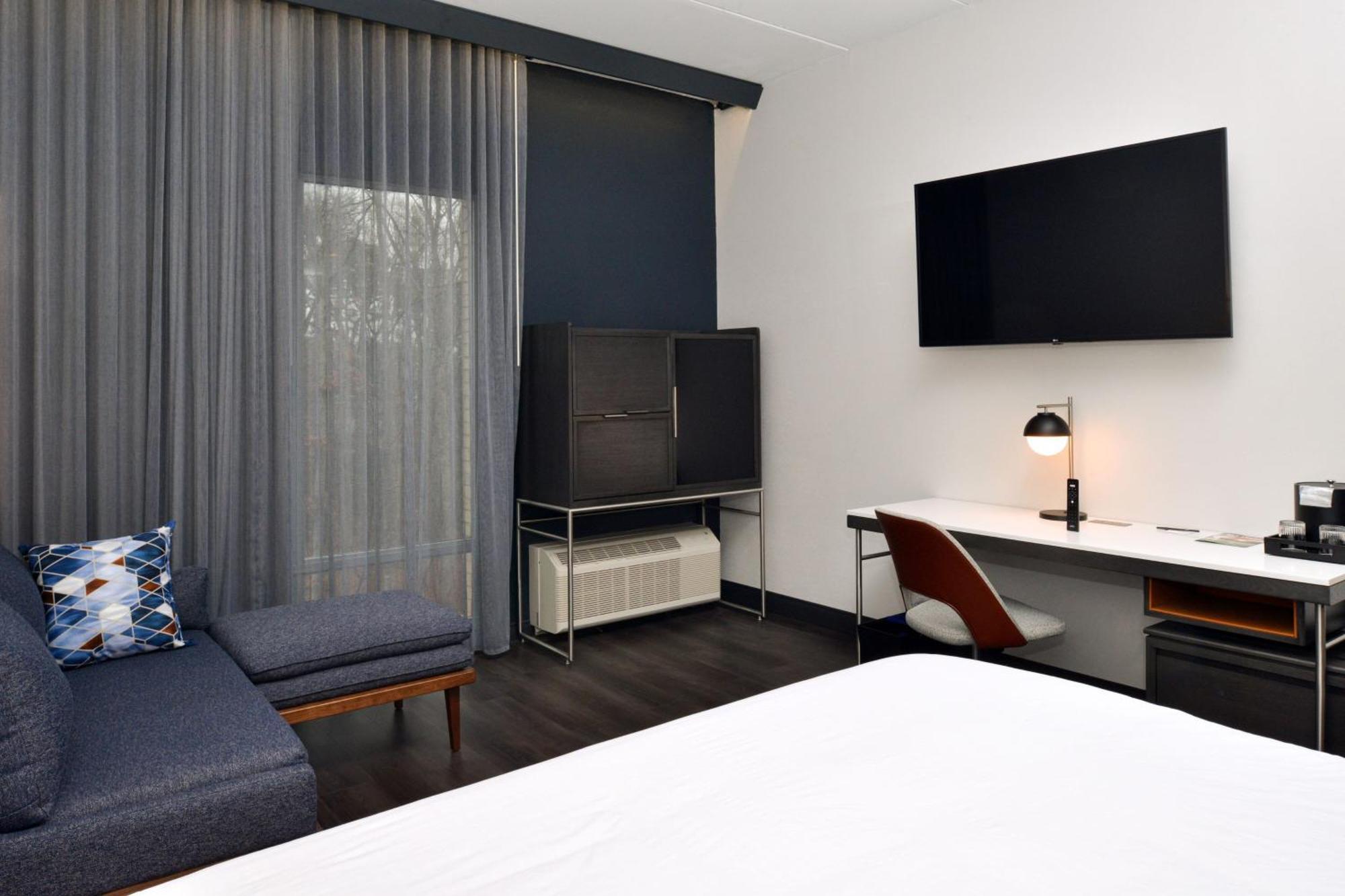 Courtyard By Marriott Raleigh Cary Crossroads Hotell Exteriör bild